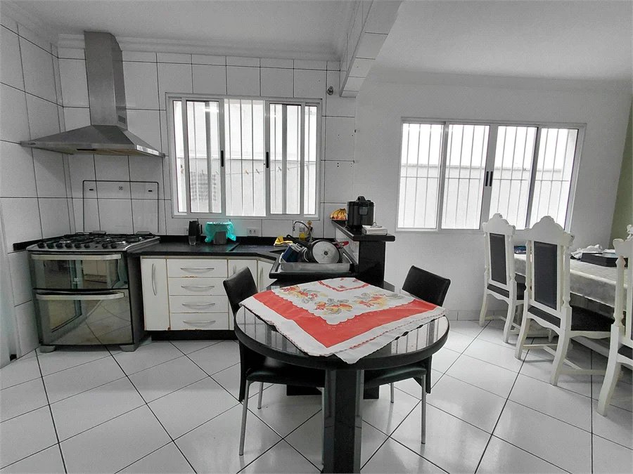 Casa à venda com 3 quartos, sendo 1 suíte, em Vila Ipojuca, São Paulo, SP