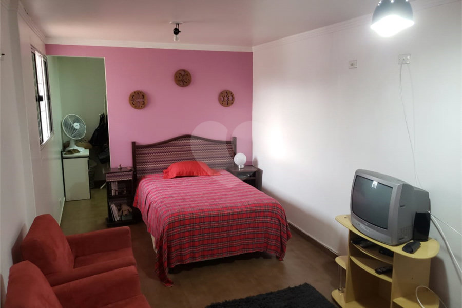 Sobrado à venda com 3 quartos, sendo 1 suíte, em Parada Inglesa, São Paulo, SP