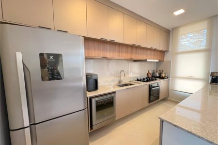 Casa à venda com 3 suítes no condomínio Helena Maria, Sorocaba - SP