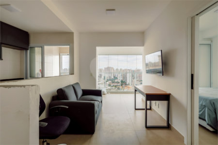 Apartamento à venda ou para alugar com 1 quarto em Vila Gertrudes, São Paulo, SP