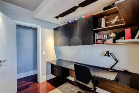 Apartamento à venda com 4 quartos, sendo 3 suítes, em Vila Romana, São Paulo, SP