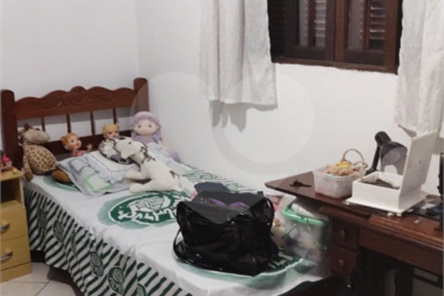 Sobrado à venda com 5 quartos, sendo 1 suíte, em Parada Inglesa, São Paulo, SP