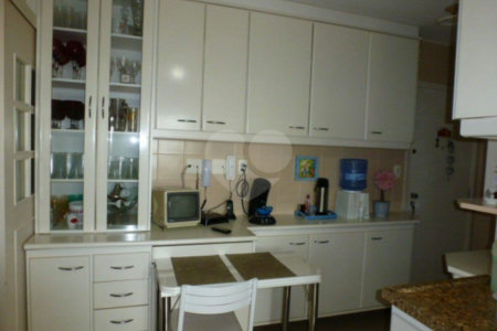 Cobertura à venda com 3 quartos, sendo 1 suíte, em Jardim Leonor, São Paulo, SP