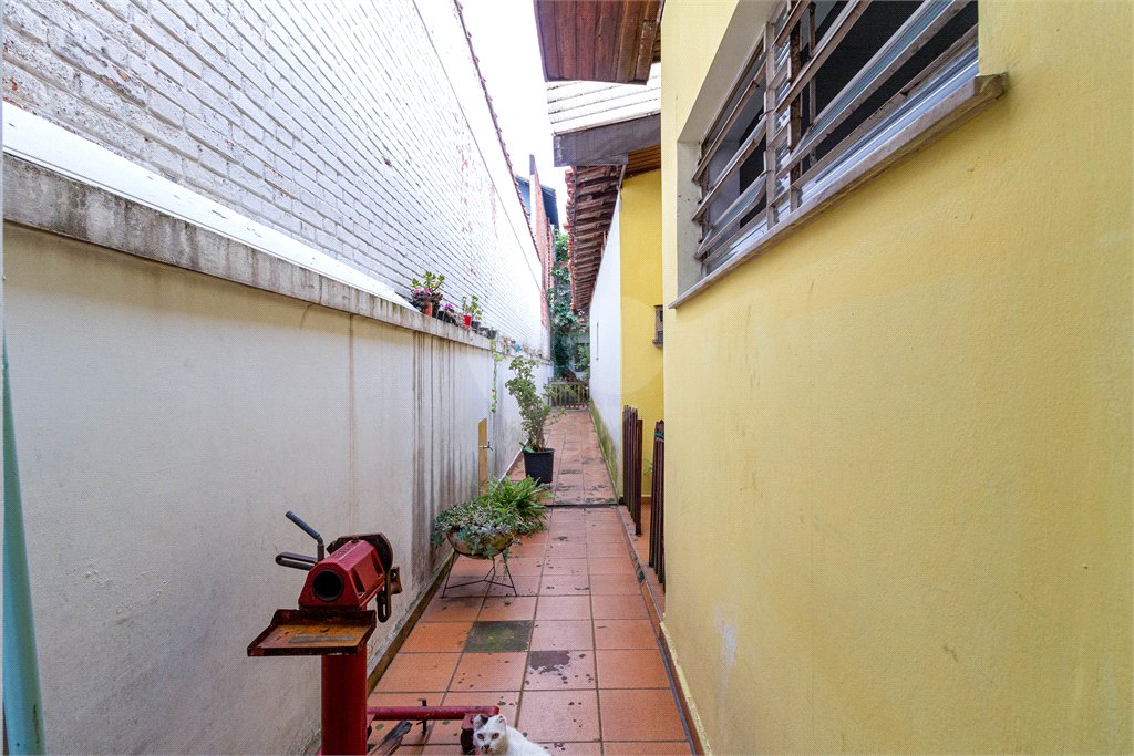 Casa Térrea à venda com 4 quartos, sendo 1 suíte, em Parque Jabaquara, São Paulo, SP