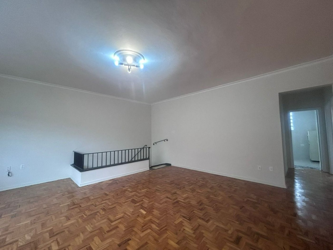 Casa com 2 dormitórios para alugar, 120 m² por R$ 5.000,00/mês - Encruzilhada - Santos/SP