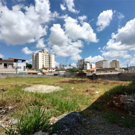 Terreno à venda em Vila Mazzei, São Paulo, SP