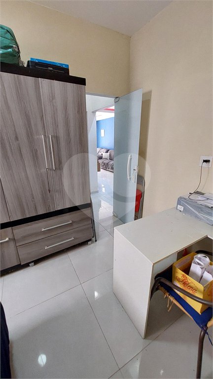Casa à venda com 4 quartos, sendo 2 suítes, no condomínio Vivendas do Mendanha, Rio de Janeiro - RJ