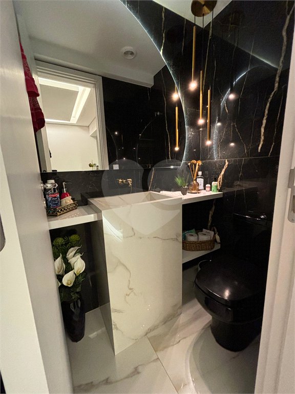 Apartamento à venda com 2 suítes em Vila Anastácio, São Paulo, SP