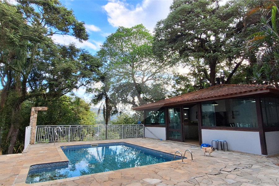 Casa à venda ou para alugar com 4 quartos, sendo 2 suítes, em Serra da Cantareira, Mairiporã, SP