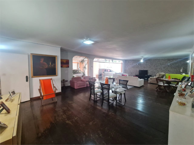 Casa Térrea à venda com 4 suítes em Interlagos, São Paulo, SP