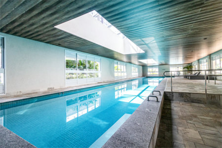 Apartamento à venda com 3 quartos, sendo 1 suíte,  em Vila Anastácio, São Paulo, SP