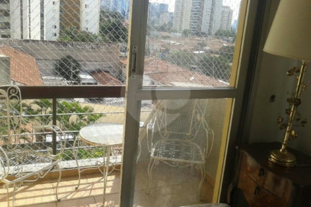 Apartamento à venda ou para alugar com 3 quartos, sendo 1 suíte, em Brooklin, São Paulo, SP