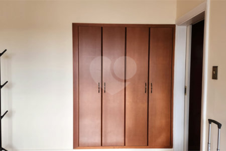 Apartamento à venda com 2 quartos, sendo 1 suíte, no Centro, Araraquara, SP
