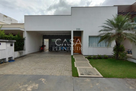Casa em condomínio à venda com 3 quartos, sendo 1 suíte, em Iporanga, Sorocaba, SP