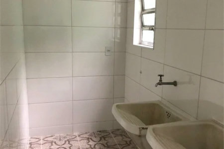 Sobrado à venda com 3 quartos em Jardim Humaitá, São Paulo, SP
