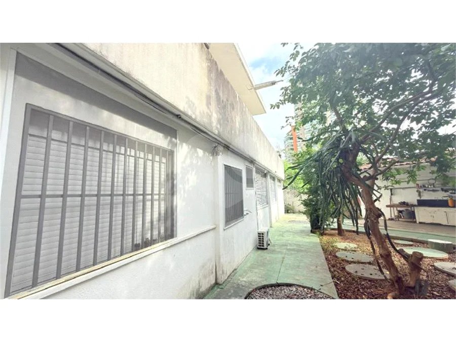 Casa à venda com 4 quartos, sendo 3 suítes, em Santana, São Paulo, SP