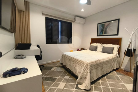 Sobrado à venda com 3 quartos, sendo 1 suíte, em Vila Nova Mazzei, São Paulo, SP