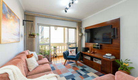 Apartamento à venda com 3 quartos, sendo 1 suíte,  em Campo Belo, São Paulo, SP