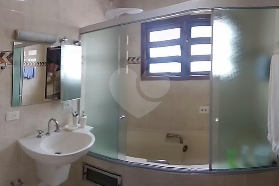 Sobrado à venda com 3 quartos, sendo 1 suíte,  em Vila Guilherme, São Paulo, SP