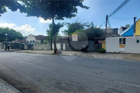 Casa de Vila à venda com 1 quarto em Campo Grande, Rio de Janeiro, RJ