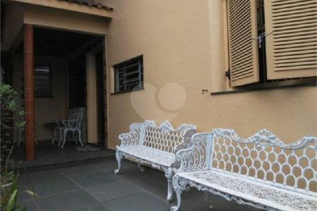 Sobrado à venda com 3 quartos, sendo 1 suíte, em Jardim Itacolomi, São Paulo, SP