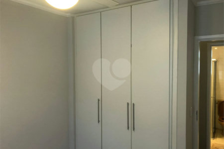 Apartamento à venda com 2 quartos, sendo 1 suíte,  em Vila Olímpia, São Paulo, SP