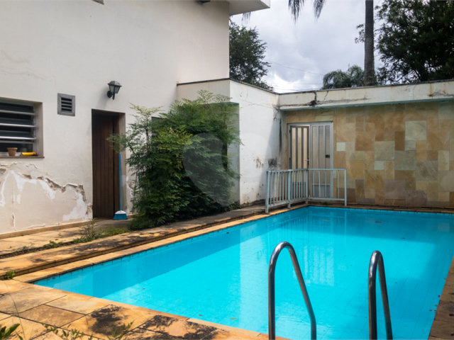 Casa à venda com 3 quartos, sendo 2 suítes,  em Granja Julieta, São Paulo, SP