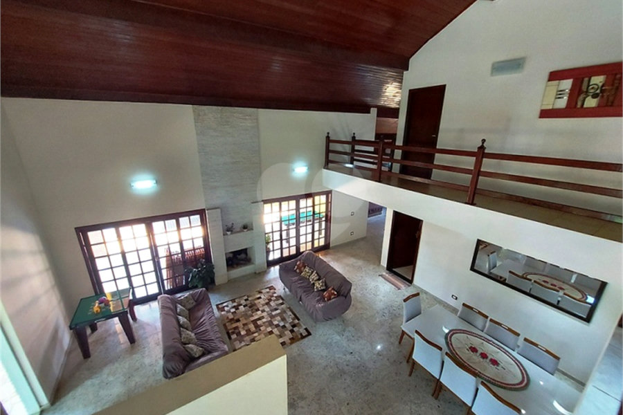 Casa à venda com 5 suítes em Canguera, São Roque, SP
