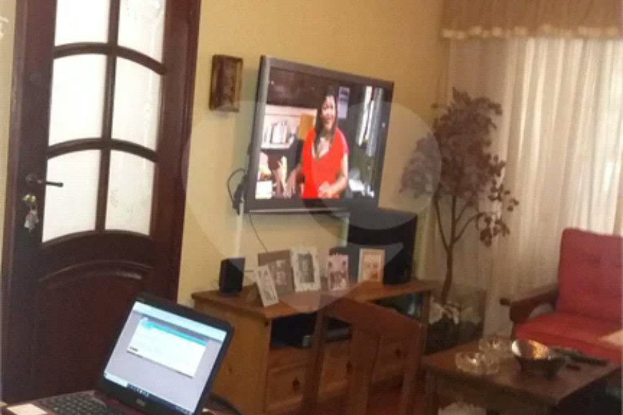 Sobrado à venda com 3 quartos, sendo 1 suíte, em Tremembé, São Paulo, SP