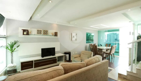 Casa Térrea à venda com 3 quartos, sendo 1 suíte,  em Vila Ester (zona Norte), São Paulo, SP