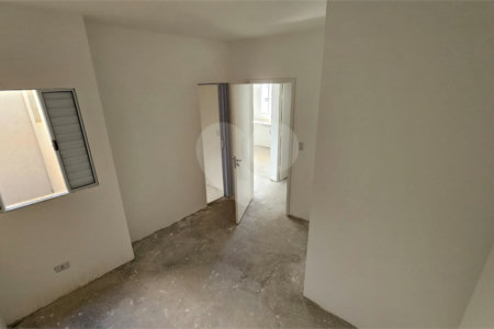 Casa à venda com 2 quartos, sendo 1 suíte,  em Residencial e Comercial Guarulhos, Guarulhos, SP