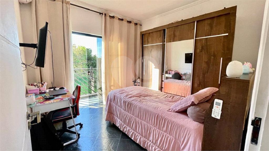 Casa à venda com 3 quartos, sendo 1 suíte,  em Jardim Wanel Ville IV, Sorocaba, SP