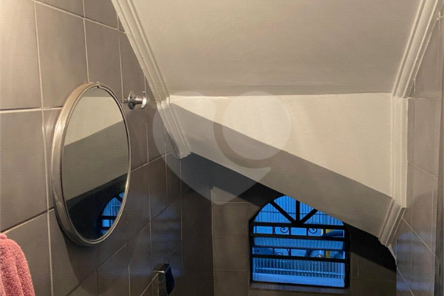 Sobrado à venda com 3 quartos, sendo 1 suíte,  em Horto Florestal, São Paulo, SP