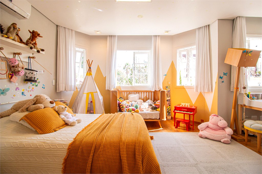 Casa à venda com 4 suítes no condomínio Le Quartier Du Marais, São Paulo - SP