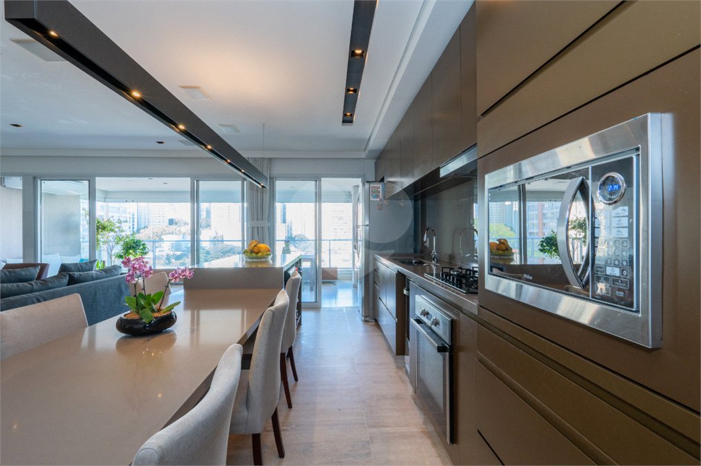 Apartamento à venda com 2 suítes em Brooklin, São Paulo, SP