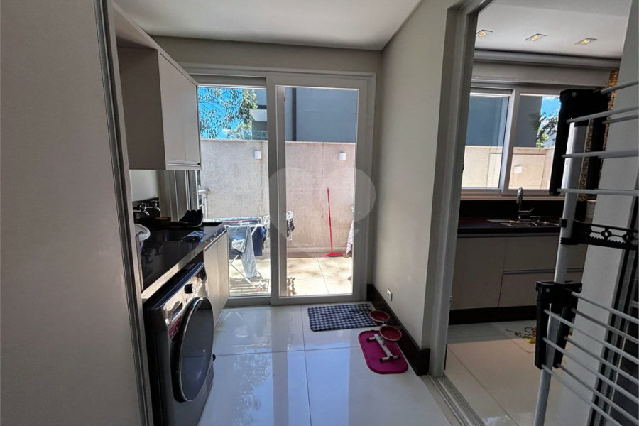 Casa à venda com 4 quartos, sendo 3 suítes, no condomínio Reserva Nova Cantareira, São Paulo - SP