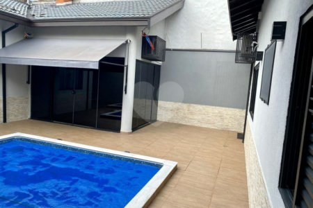 Casa à venda com 3 quartos, sendo 1 suíte, em Vila Miranda, Sumaré, SP