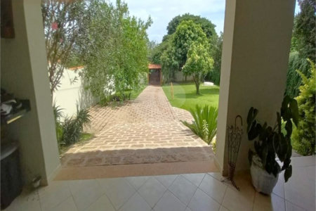 Casa à venda com 3 suítes no condomínio Acmti - Colinas do Mosteiro, Terras de Itaici e Recanto dos Pássaros, Indaiatuba - SP
