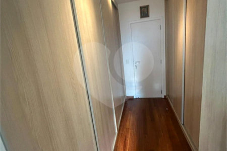 Apartamento para alugar com 3 suítes em Rio Pequeno, São Paulo, SP