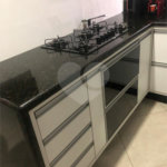 Casa à venda com 3 quartos, sendo 1 suíte, no condomínio Residencial Sabará, São Paulo - SP