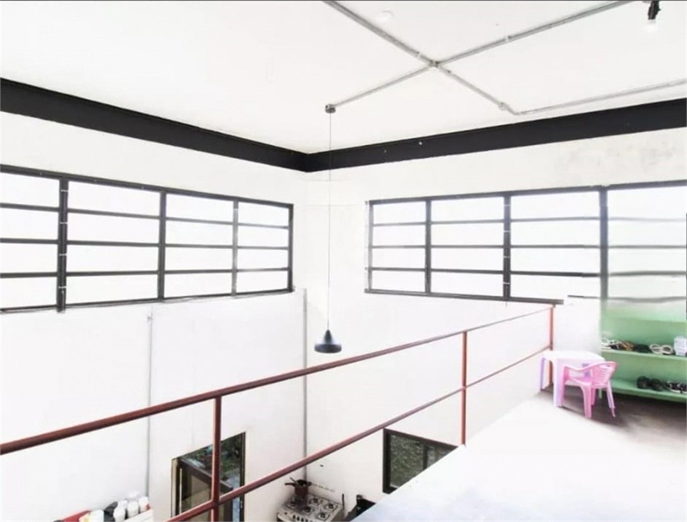 Casa no TREMEMBÉ Casa Estilo Rústico Industrial - JD GUAPIRA - CONDOMÍNIO FECHADO