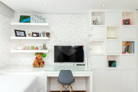 Apartamento à venda com 3 suítes em Vila Mariana, São Paulo, SP