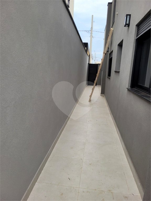 CASA A VENDA NO CONDOMINIO RESERVA RUDÁ COM PISCINA, 3 SUÍTES, 2 VAGAS, SÃO JOSÉ DOS CAMPOS/SP.