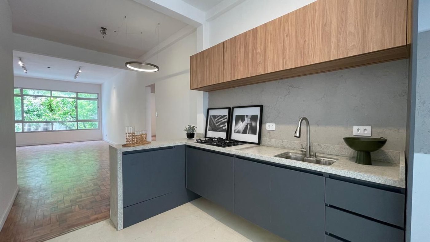 Apartamento com 2 dormitórios à venda, 100 m² por R$ 830.000,00 - Boqueirão - Santos/SP