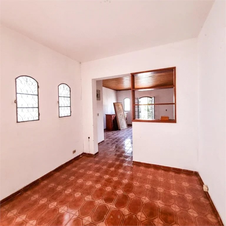 Sobrado à venda com 5 quartos em Vila Indiana, São Paulo, SP