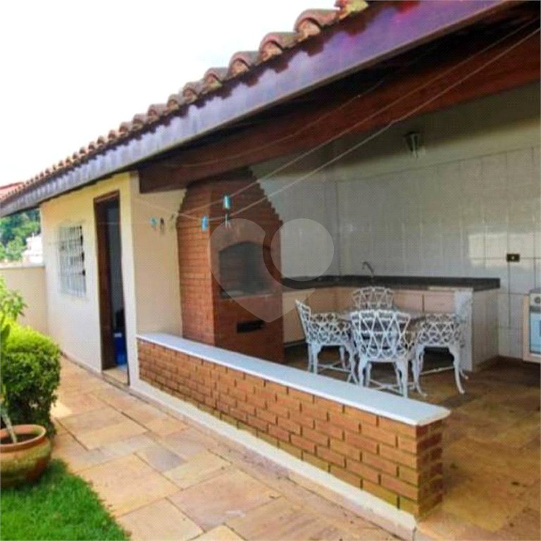 Casa Térrea à venda ou para alugar com 4 suítes em Jardim Floresta, São Paulo, SP