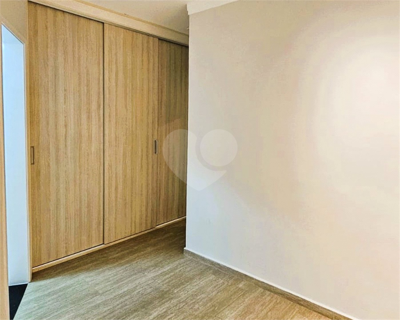 Casa à venda com 3 quartos, sendo 1 suíte, no condomínio Viva Vida, Sorocaba - SP