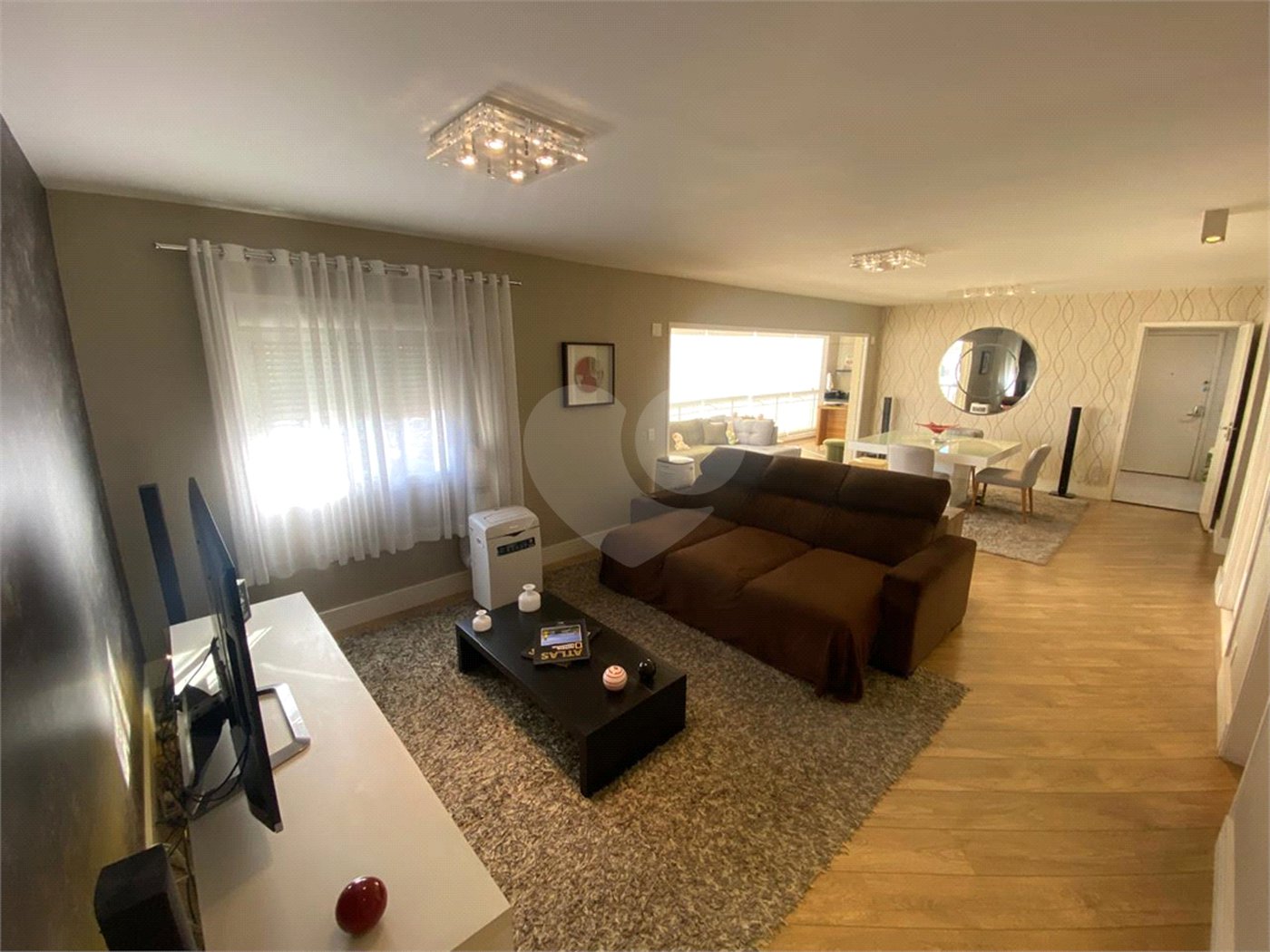 Apartamento à venda com 3 suítes em Vila Gomes Cardim, São Paulo, SP