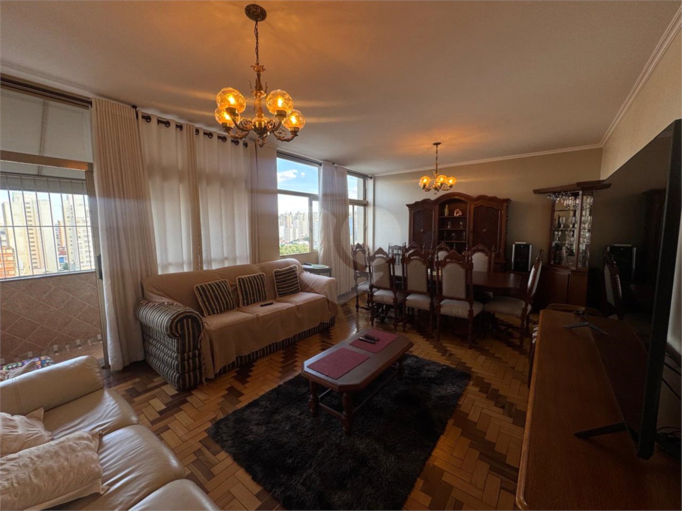 Apartamento à venda com 3 quartos, sendo 1 suíte, no Centro, Ribeirão Preto, SP