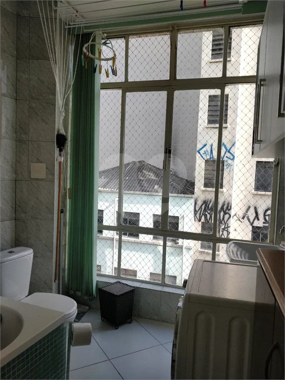 Apartamento e Sala Comercial no centro de São Paulo.